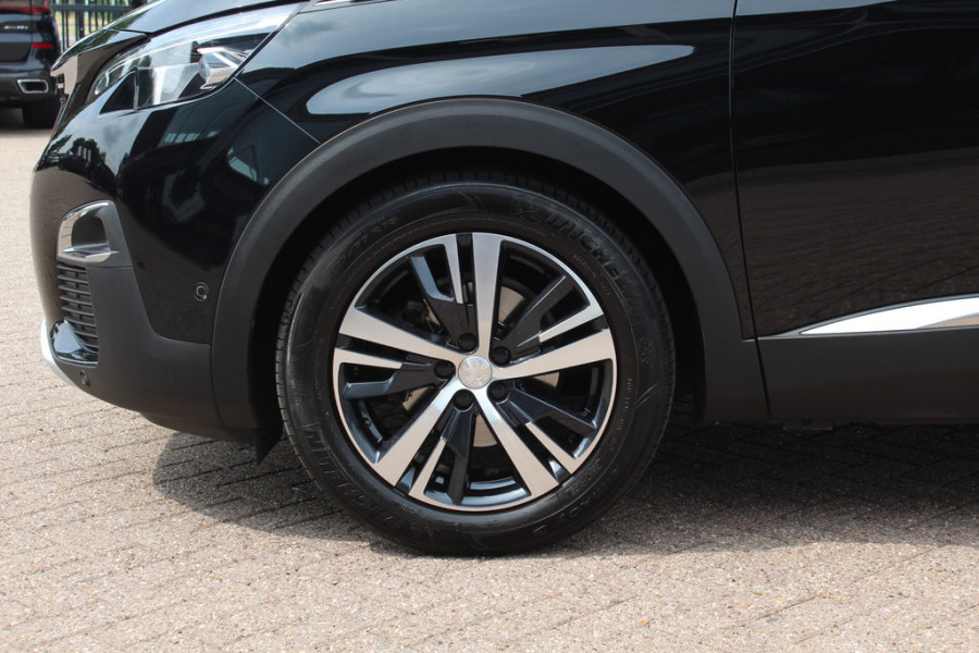 Peugeot 3008 1.6 PureTech GT Line / Trekhaak / Camera / Navigatie / Keyless / 18'' / Stoelverwarming / DAB / Cruise Control