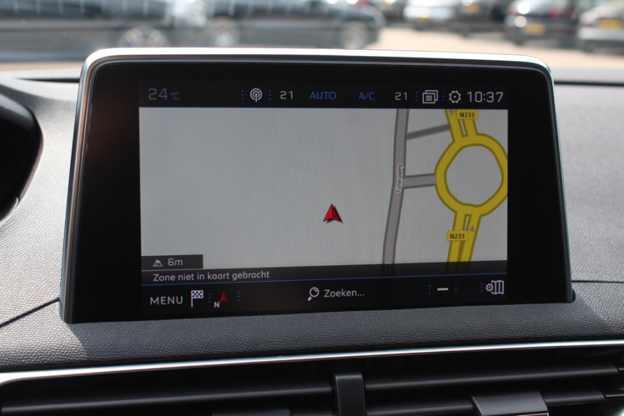 Peugeot 3008 1.6 PureTech GT Line / Trekhaak / Camera / Navigatie / Keyless / 18'' / Stoelverwarming / DAB / Cruise Control