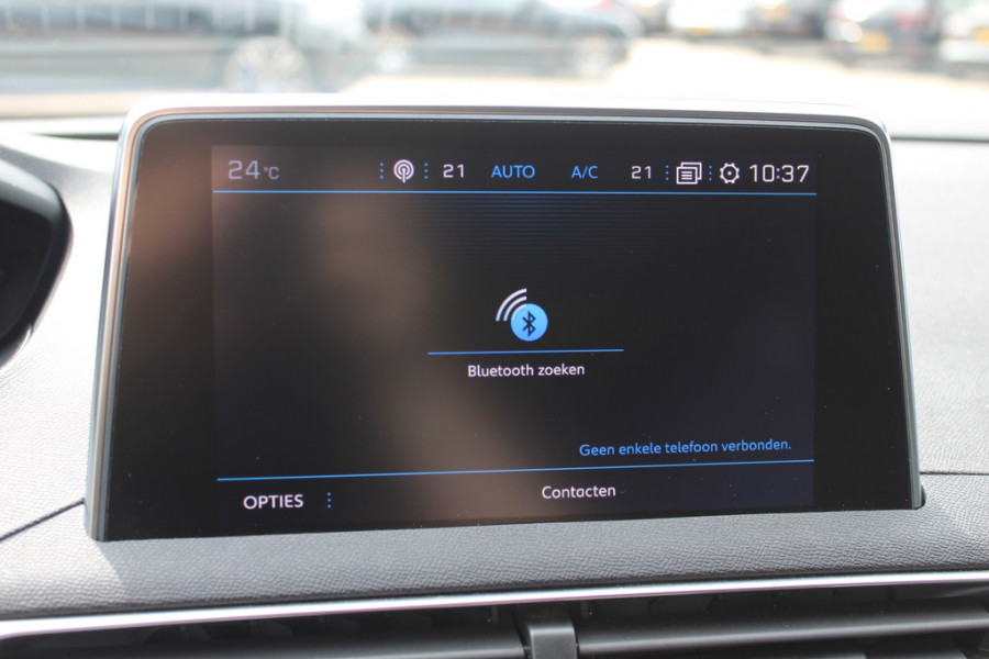 Peugeot 3008 1.6 PureTech GT Line / Trekhaak / Camera / Navigatie / Keyless / 18'' / Stoelverwarming / DAB / Cruise Control