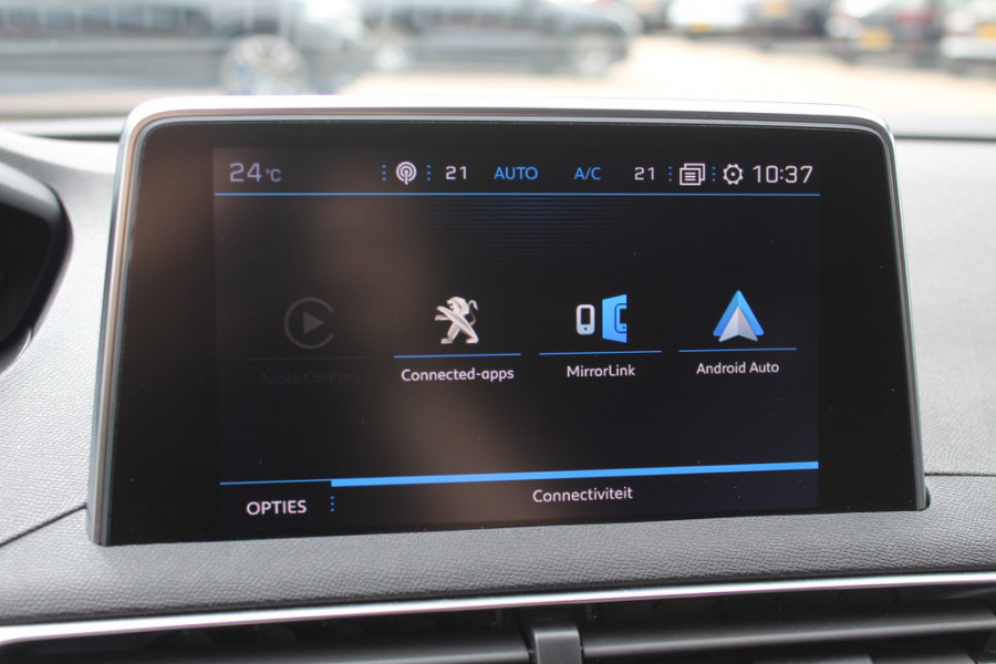 Peugeot 3008 1.6 PureTech GT Line / Trekhaak / Camera / Navigatie / Keyless / 18'' / Stoelverwarming / DAB / Cruise Control