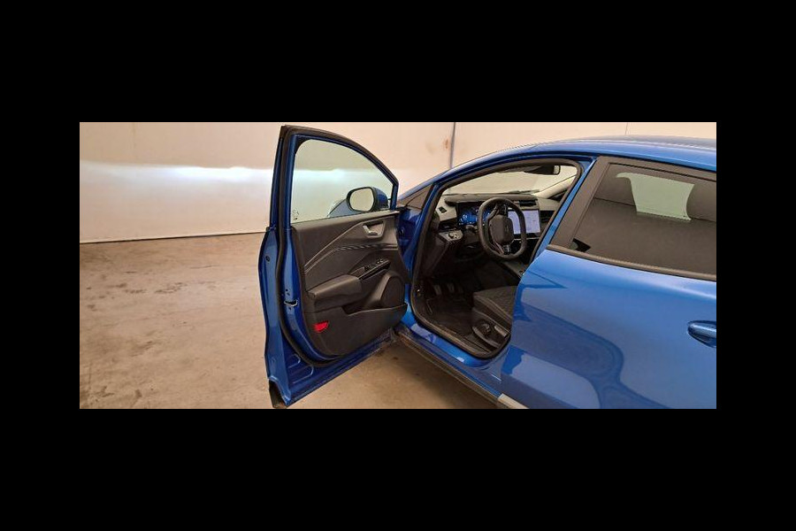 Ford Puma 1.0 EcoBoost Hybrid Titanium 125pk | Winterpack | SYNC 4 Navigatie | LED Koplampen | Achteruitrijcamera