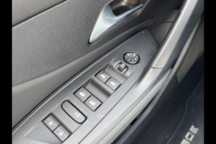 Peugeot 308 1.2 PT 130 Allure | AGR stoel | Stoelverwarming | Prijs is rijklaar