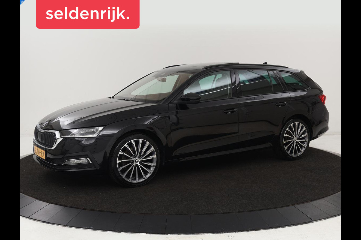 Škoda Octavia 1.4 TSI iV Style | Stoelventilatie | Panoramadak | Head-Up | Leder | Adaptive cruise | Massage | 19'' | Adaptive cruise | Camera | Sfeerverlichting | Memory | Achterbankverwarming | Virtual Cockpit Škoda Octavia 1.4 TSI iV Style | Stoelventilatie | Panoramadak | Head-Up | Leder | Adaptive cruise | Massage | 19'' | Adaptive cruise | Camera | Sfeerverlichting | Memory | Achterbankverwarming | Virtual Cockpit