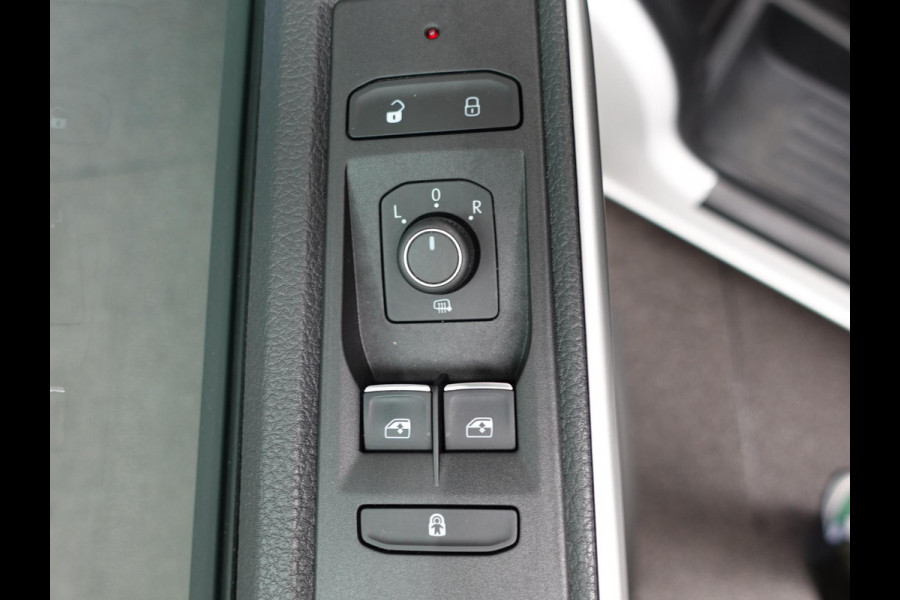 Volkswagen Transporter 150pk Automaat L2 Dubbele cabine Bulli Apple Carplay Cruise control Camera Airco Euro6