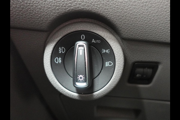 Volkswagen Transporter 150pk Automaat L2 Dubbele cabine Bulli Apple Carplay Cruise control Camera Airco Euro6