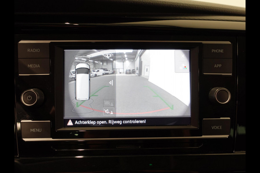Volkswagen Transporter 150pk Automaat L2 Dubbele cabine Bulli Apple Carplay Cruise control Camera Airco Euro6