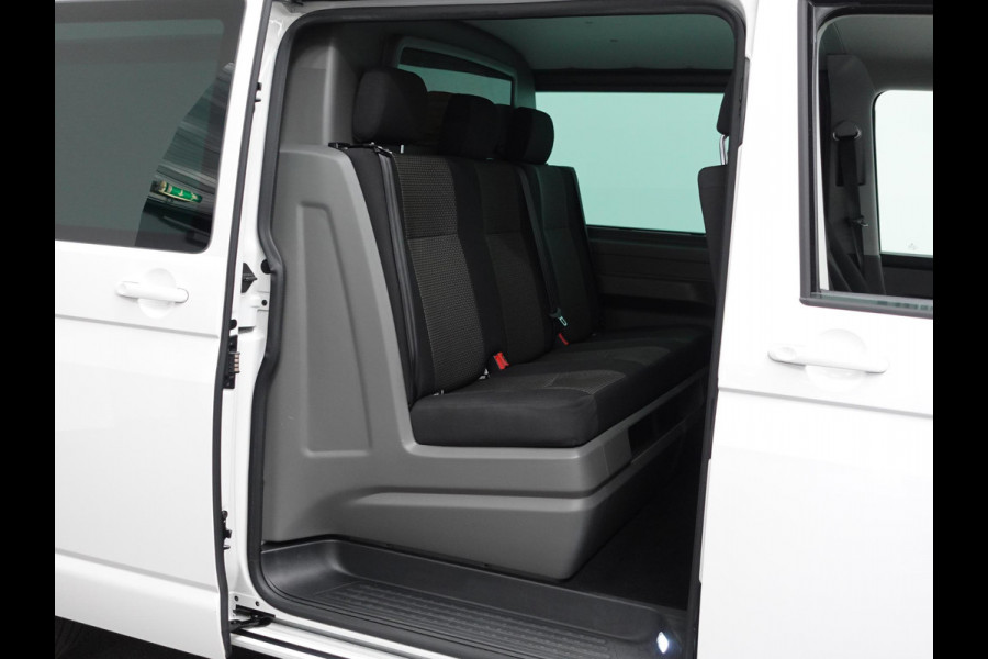 Volkswagen Transporter 150pk Automaat L2 Dubbele cabine Bulli Apple Carplay Cruise control Camera Airco Euro6