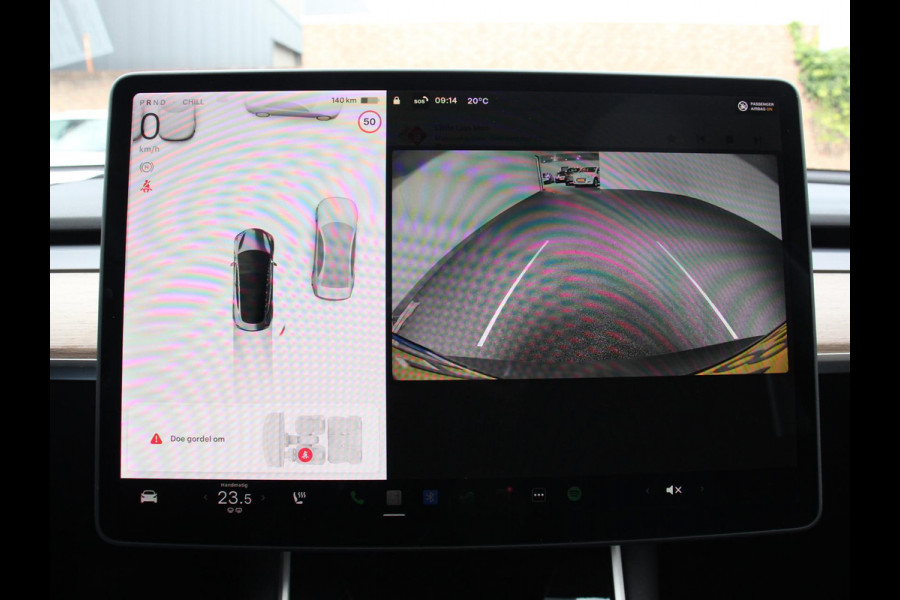 Tesla Model 3 Standard RWD Plus 60 kWh | Leder | Panorama dak | Parkeer sensoren VA + Camera | Cruise Control Adaptive | Lichtmetalen velgen