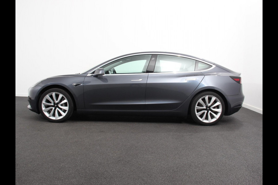 Tesla Model 3 Standard RWD Plus 60 kWh | Leder | Panorama dak | Parkeer sensoren VA + Camera | Cruise Control Adaptive | Lichtmetalen velgen