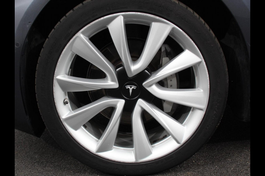 Tesla Model 3 Standard RWD Plus 60 kWh | Leder | Panorama dak | Parkeer sensoren VA + Camera | Cruise Control Adaptive | Lichtmetalen velgen