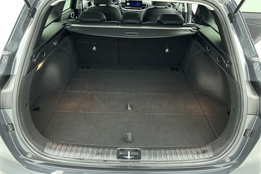 Kia Ceed Sportswagon 1.5 T-GDi DynamicPlusLine (STOEL/-STUURVERWARMING, CLIMA, ADAPTIVE CRUISE, CAMERA, CARPLAY, 1e EIGENAAR)