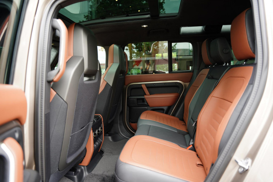 Land Rover Defender 110 4.4 P635 Octa Edition One