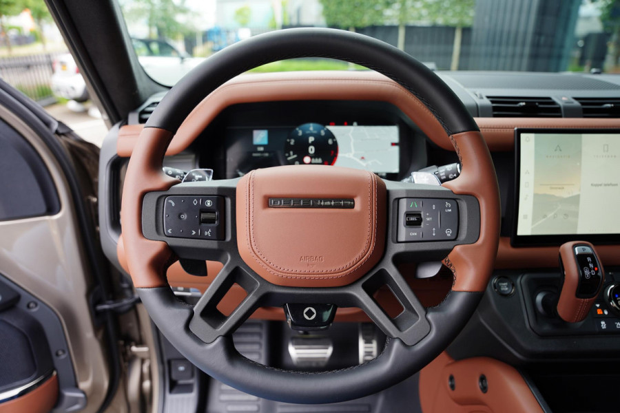 Land Rover Defender 110 4.4 P635 Octa Edition One