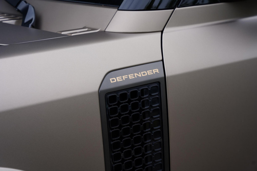 Land Rover Defender 110 4.4 P635 Octa Edition One