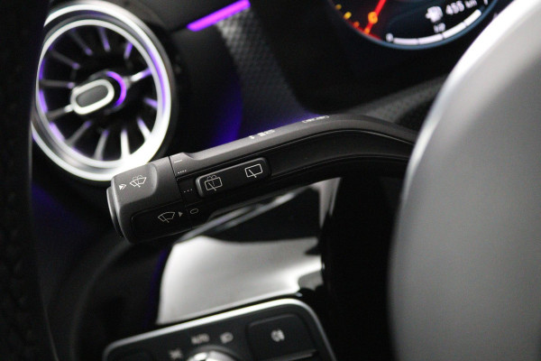 Mercedes-Benz A-Klasse 180 Business Solution Luxury (SFEERVERLICHTING, CAMERA, STIOELVERWARMING, GOED ONDERHOUDEN
