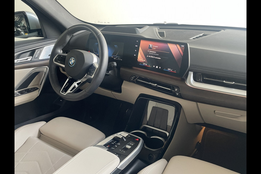 BMW X1 xDrive30e M Sport Innovation Pano Dak Head UP / Harman Kardon / Trekhaak  / 7800 KM !!