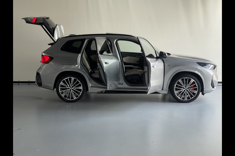 BMW X1 xDrive30e M Sport Innovation Pano Dak Head UP / Harman Kardon / Trekhaak  / 7800 KM !!