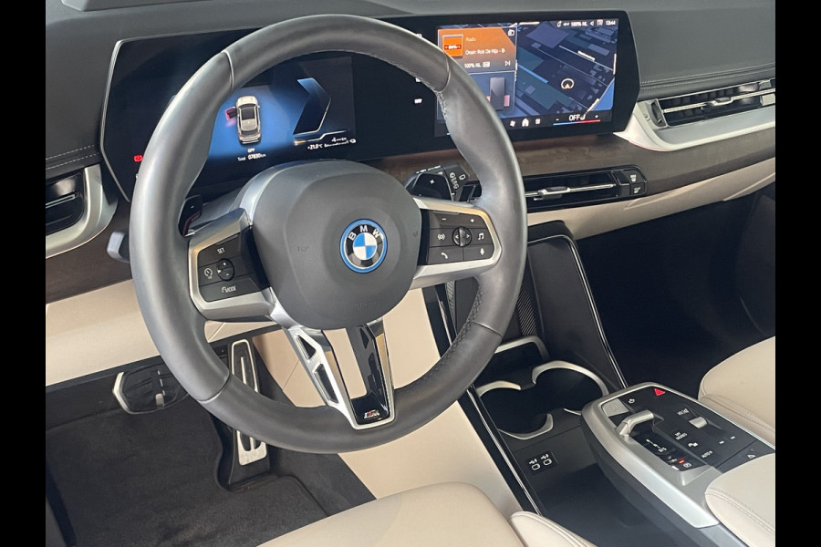BMW X1 xDrive30e M Sport Innovation Pano Dak Head UP / Harman Kardon / Trekhaak  / 7800 KM !!