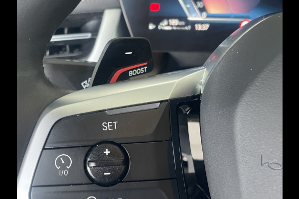 BMW X1 xDrive30e M Sport Innovation Pano Dak Head UP / Harman Kardon / Trekhaak  / 7800 KM !!