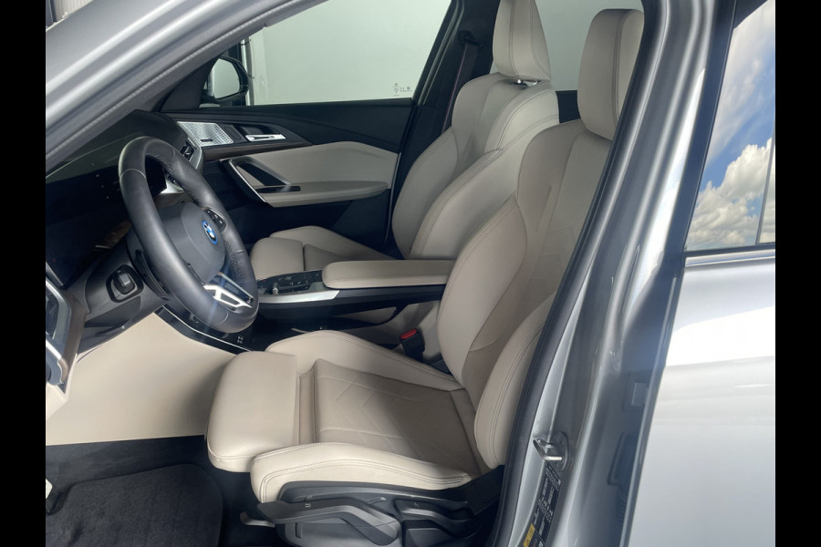 BMW X1 xDrive30e M Sport Innovation Pano Dak Head UP / Harman Kardon / Trekhaak  / 7800 KM !!