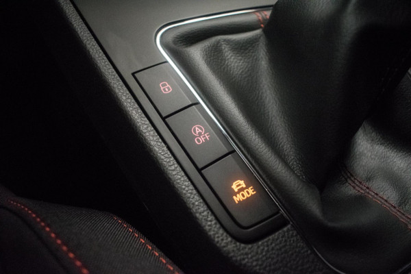Seat Ibiza 1.0 TSI FR Business Intense ORG NL [ 1e Eigenaar Camera Carplay Cruise- Climate Control ]