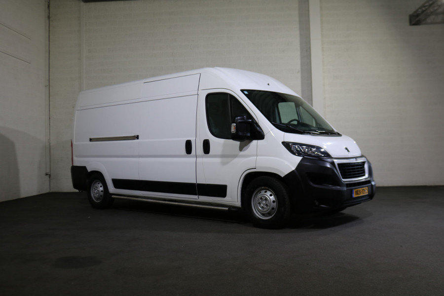 Peugeot Boxer 2.2 BlueHDi 165pk L3 H2 Airco Camera Trekhaak