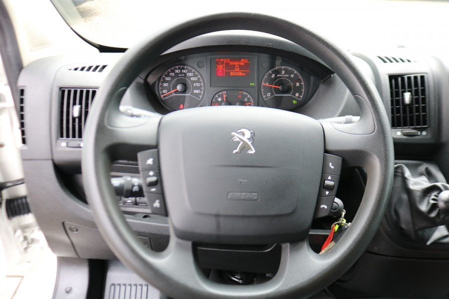 Peugeot Boxer 2.2 BlueHDi 165pk L3 H2 Airco Camera Trekhaak