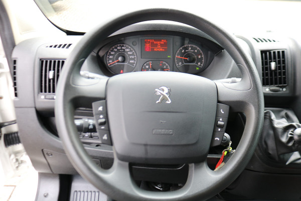 Peugeot Boxer 2.2 BlueHDi 165pk L3 H2 Airco Camera Trekhaak