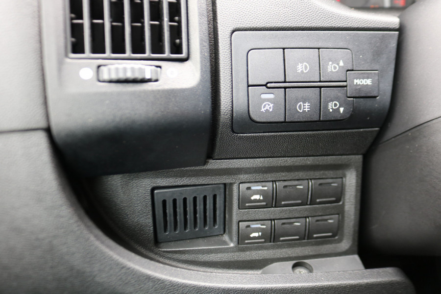 Peugeot Boxer 2.2 BlueHDi 165pk L3 H2 Airco Camera Trekhaak