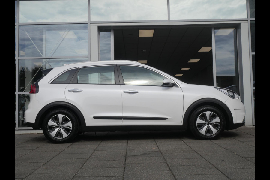Kia Niro 1.6 GDi Hybrid DynamicLine | Trekhaak | Cruise | Camera | Clima | Carplay | Navi |