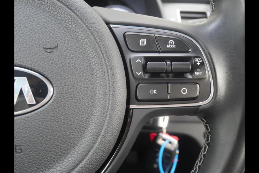 Kia Niro 1.6 GDi Hybrid DynamicLine | Trekhaak | Cruise | Camera | Clima | Carplay | Navi |