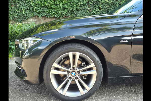 BMW 3-serie 320i High Executive Navi GR Apple CarPlay Sport Leder LED Automaat NAP NL