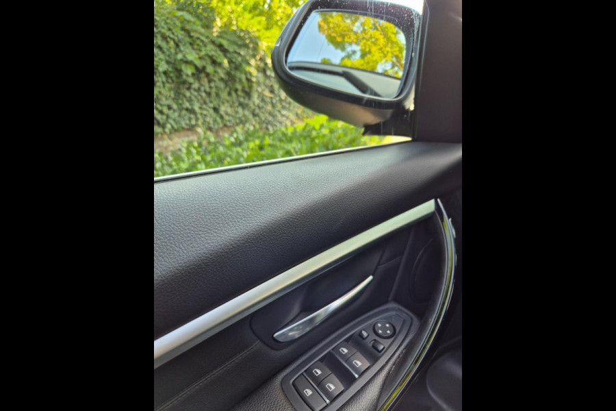 BMW 3-serie 320i High Executive Navi GR Apple CarPlay Sport Leder LED Automaat NAP NL