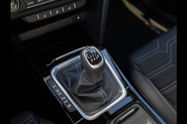 Kia Ceed Sportswagon 1.0 T-GDi MHEV Design Edition | NIEUW OP VOORRAAD | SNEL RIJDEN | Stoel & stuur-verwarming | JBL | PDC voor & achter