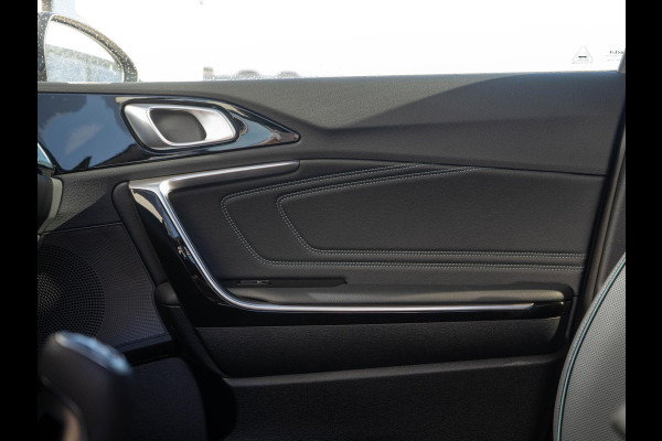 Kia Ceed Sportswagon 1.0 T-GDi MHEV Design Edition | NIEUW OP VOORRAAD | SNEL RIJDEN | Stoel & stuur-verwarming | JBL | PDC voor & achter