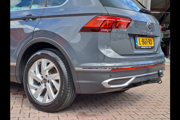 Volkswagen Tiguan 1.5 TSI Elegance | Trekhaak | Navi | ACC | Stoelverwarming | Lane Assist | Kyeless | Camera | IQ Light | Side Assist |