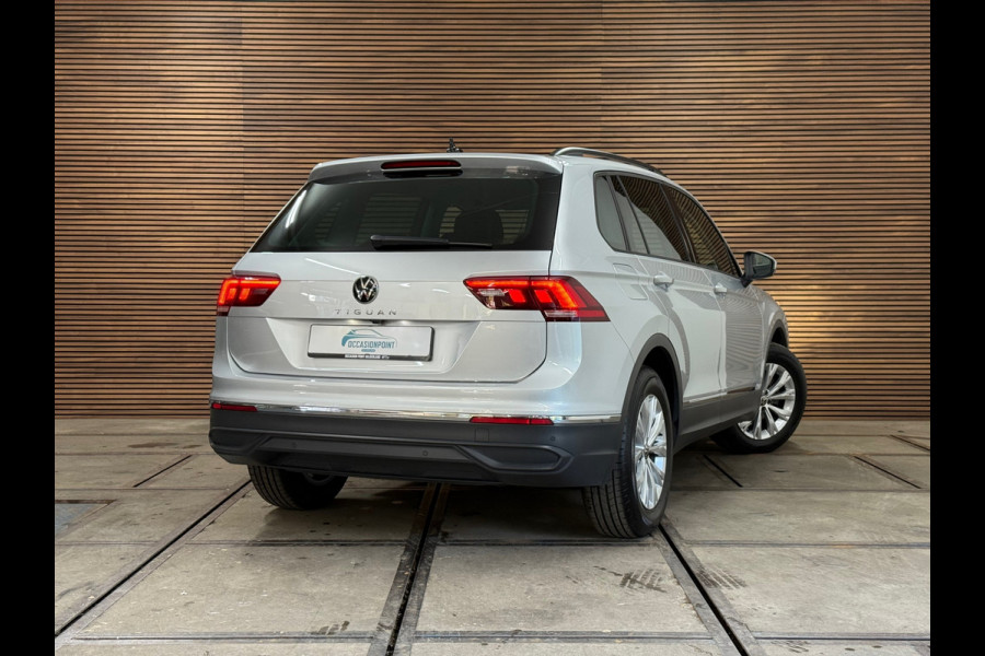 Volkswagen Tiguan 1.5 TSI Automaat Elegance | Virtual Cockpit | Massagestoel | Navigatie | Stoelverwarming | Camera