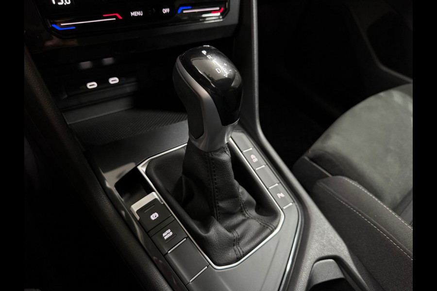 Volkswagen Tiguan 1.5 TSI Automaat Elegance | Virtual Cockpit | Massagestoel | Navigatie | Stoelverwarming | Camera