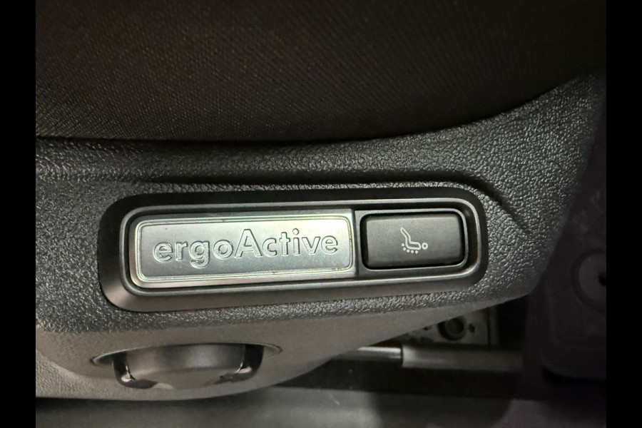 Volkswagen Tiguan 1.5 TSI Automaat Elegance | Virtual Cockpit | Massagestoel | Navigatie | Stoelverwarming | Camera