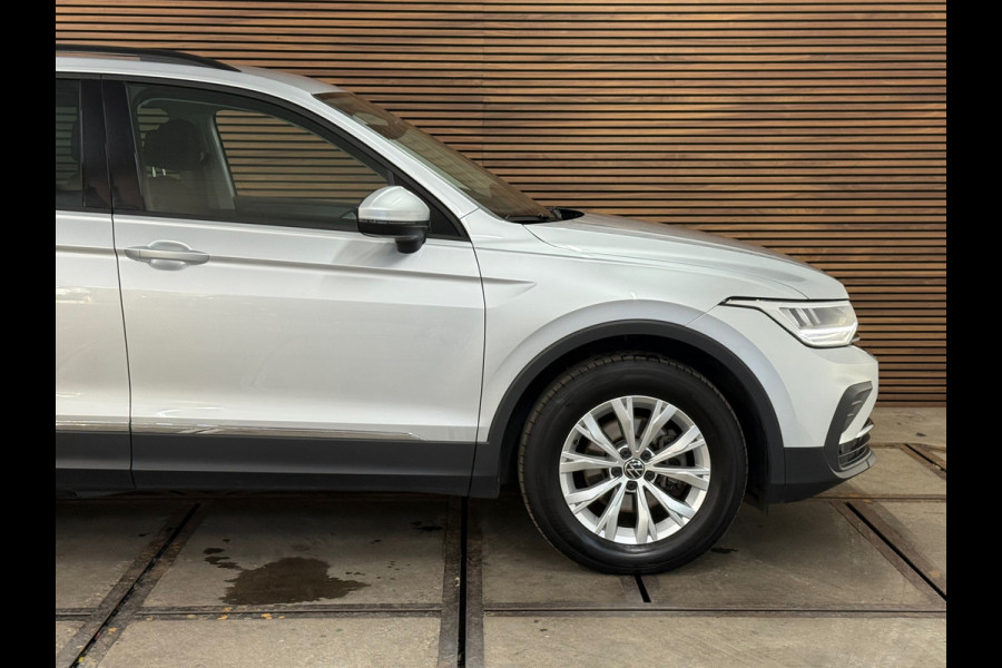 Volkswagen Tiguan 1.5 TSI Automaat Elegance | Virtual Cockpit | Massagestoel | Navigatie | Stoelverwarming | Camera