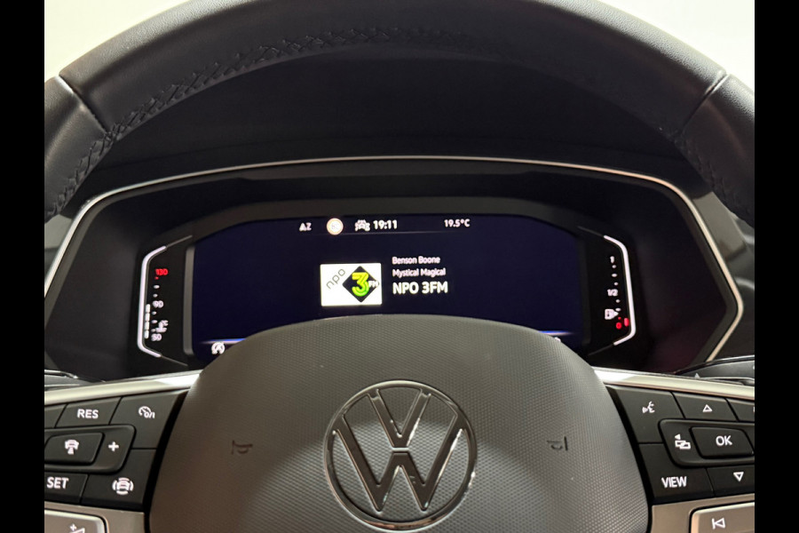 Volkswagen Tiguan 1.5 TSI Automaat Elegance | Virtual Cockpit | Massagestoel | Navigatie | Stoelverwarming | Camera