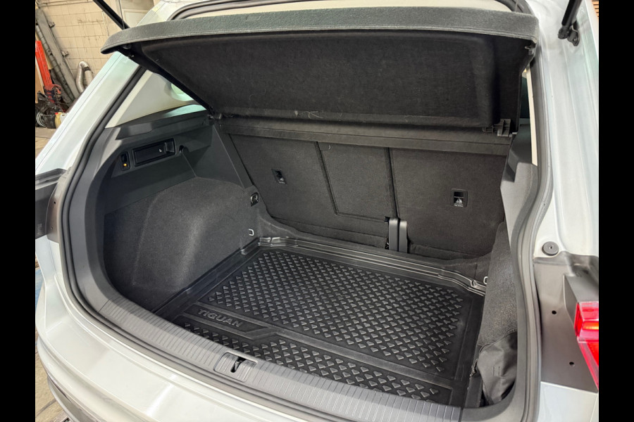 Volkswagen Tiguan 1.5 TSI Automaat Elegance | Virtual Cockpit | Massagestoel | Navigatie | Stoelverwarming | Camera