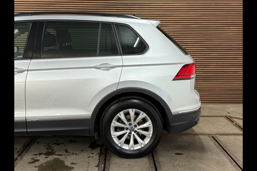 Volkswagen Tiguan 1.5 TSI Automaat Elegance | Virtual Cockpit | Massagestoel | Navigatie | Stoelverwarming | Camera