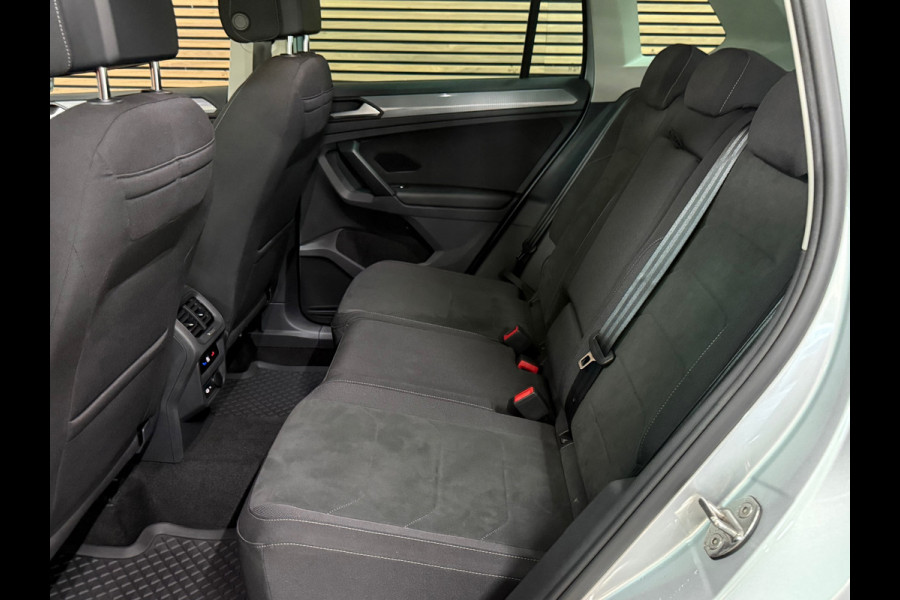 Volkswagen Tiguan 1.5 TSI Automaat Elegance | Virtual Cockpit | Massagestoel | Navigatie | Stoelverwarming | Camera