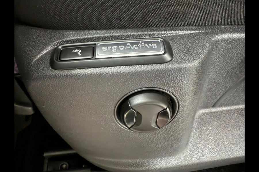 Volkswagen Tiguan 1.5 TSI Automaat Elegance | Virtual Cockpit | Massagestoel | Navigatie | Stoelverwarming | Camera