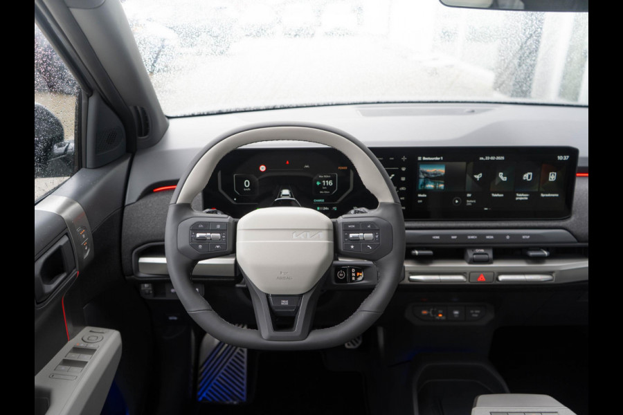 Kia EV3 GT-Line 81.4 kWh | OP VOORRAAD SNEL RIJDEN | Schuif kantel dak | Navigatie | Stoel en stuur verwarming |