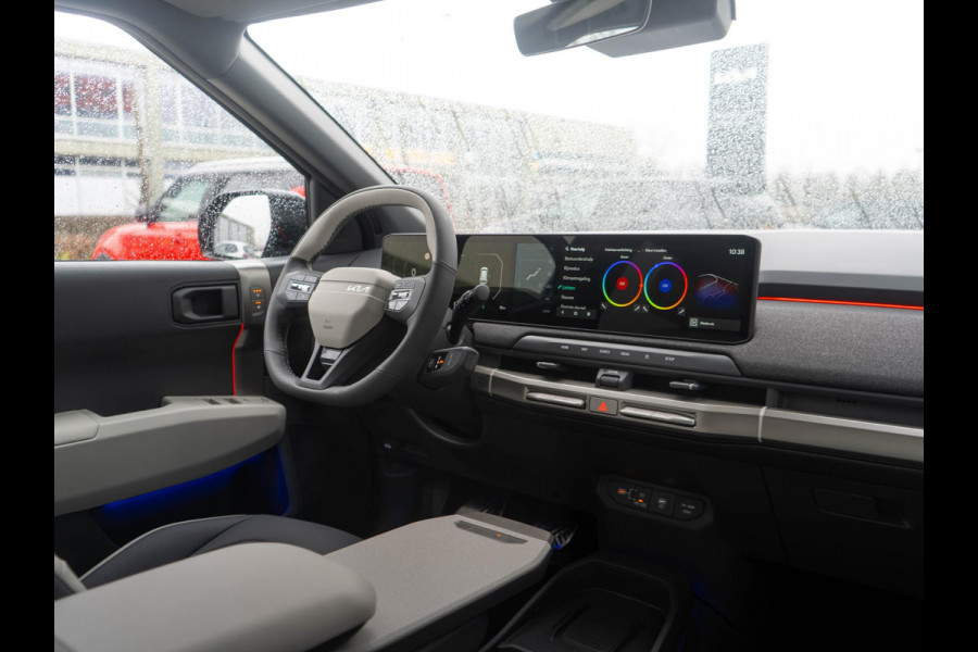 Kia EV3 GT-Line 81.4 kWh | OP VOORRAAD SNEL RIJDEN | Schuif kantel dak | Navigatie | Stoel en stuur verwarming |