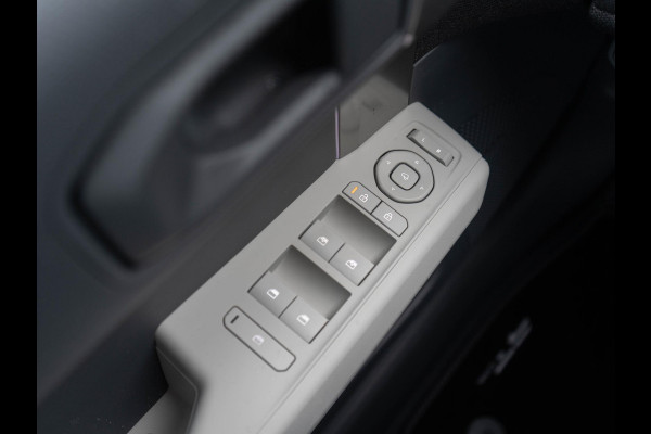Kia EV3 GT-Line 81.4 kWh | OP VOORRAAD SNEL RIJDEN | Schuif kantel dak | Navigatie | Stoel en stuur verwarming |