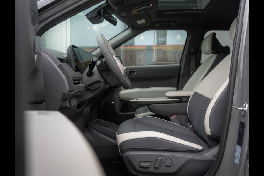 Kia EV3 GT-Line 81.4 kWh | OP VOORRAAD SNEL RIJDEN | Schuif kantel dak | Navigatie | Stoel en stuur verwarming |