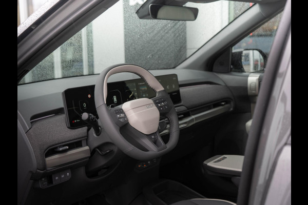 Kia EV3 GT-Line 81.4 kWh | OP VOORRAAD SNEL RIJDEN | Schuif kantel dak | Navigatie | Stoel en stuur verwarming |